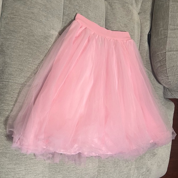 Pink Tulle Skirt Size Large - Picture 3 of 16